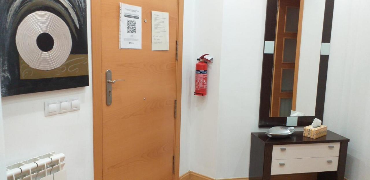 Apartamento Los Lirios Λογκρόνο Εξωτερικό φωτογραφία